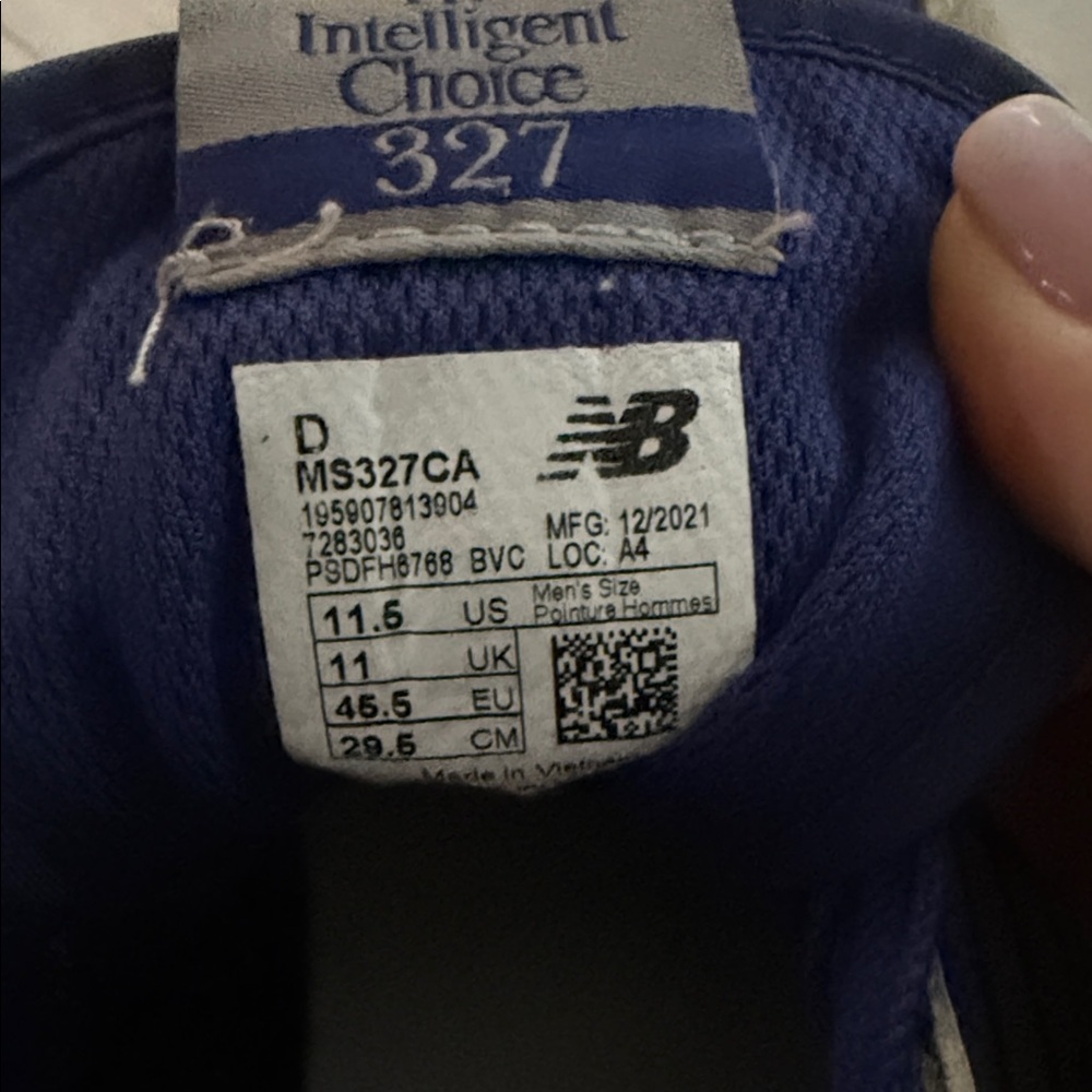 New Balance Men’s Blue and Tan Running Sneakers - Picture 6 of 6
